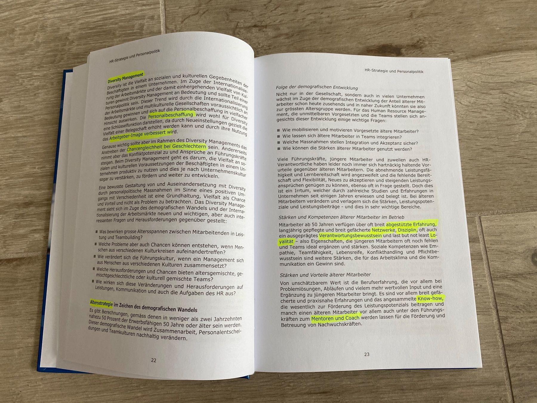 Bücher: Handbuch zum Personalmanagement - Tschumi – Gebraucht aus Embrach von Erdbeerlii22 3