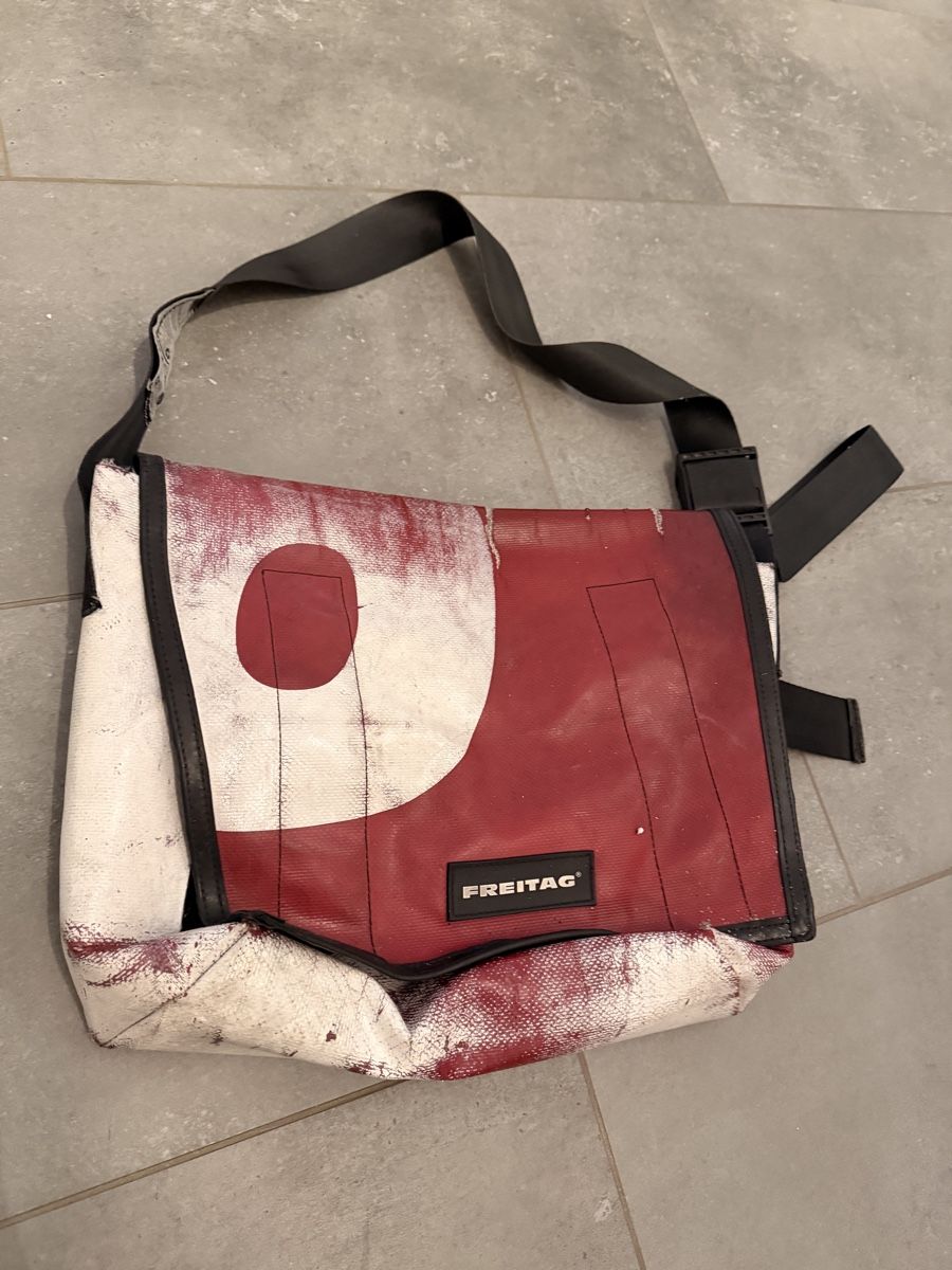 Freitag Borse: Freitag Tasche Kultbag! – Usato da Schaffhausen venduto da Tschutschaeli