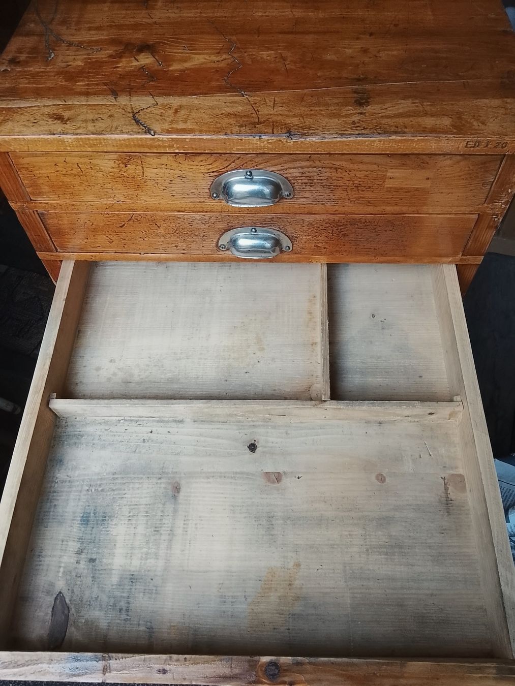 Tutti gli attrezzi: Servante d'atelier ancienne  – Usato da Couvet venduto da fat_kyl7 5