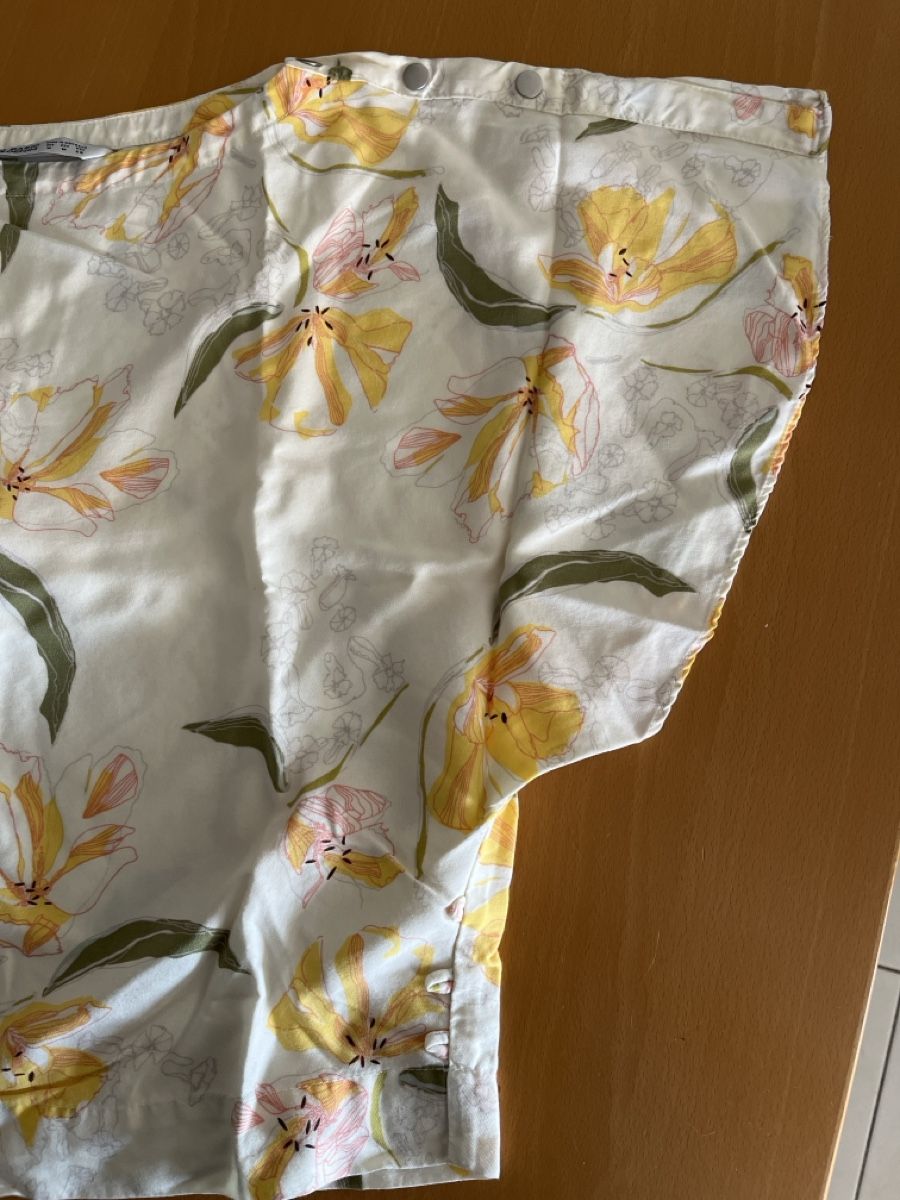 Zara Tops: Haut Zara Basic Denim fleuri taille M – Neu (gemäss Beschreibung) aus Etagnières von koalavd 1