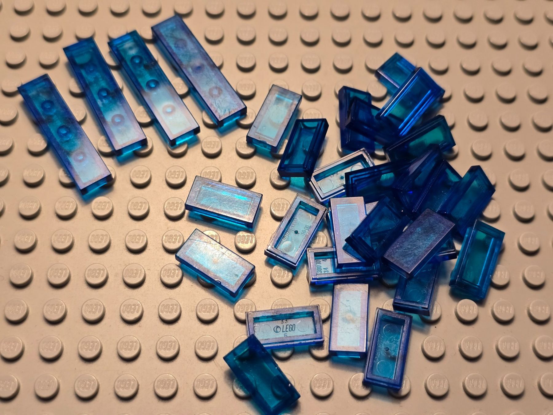 Lego Jeux de construction: Lego 31x Fliesen trans.dunkel blau – D'occasion à Basel par Swi-7621