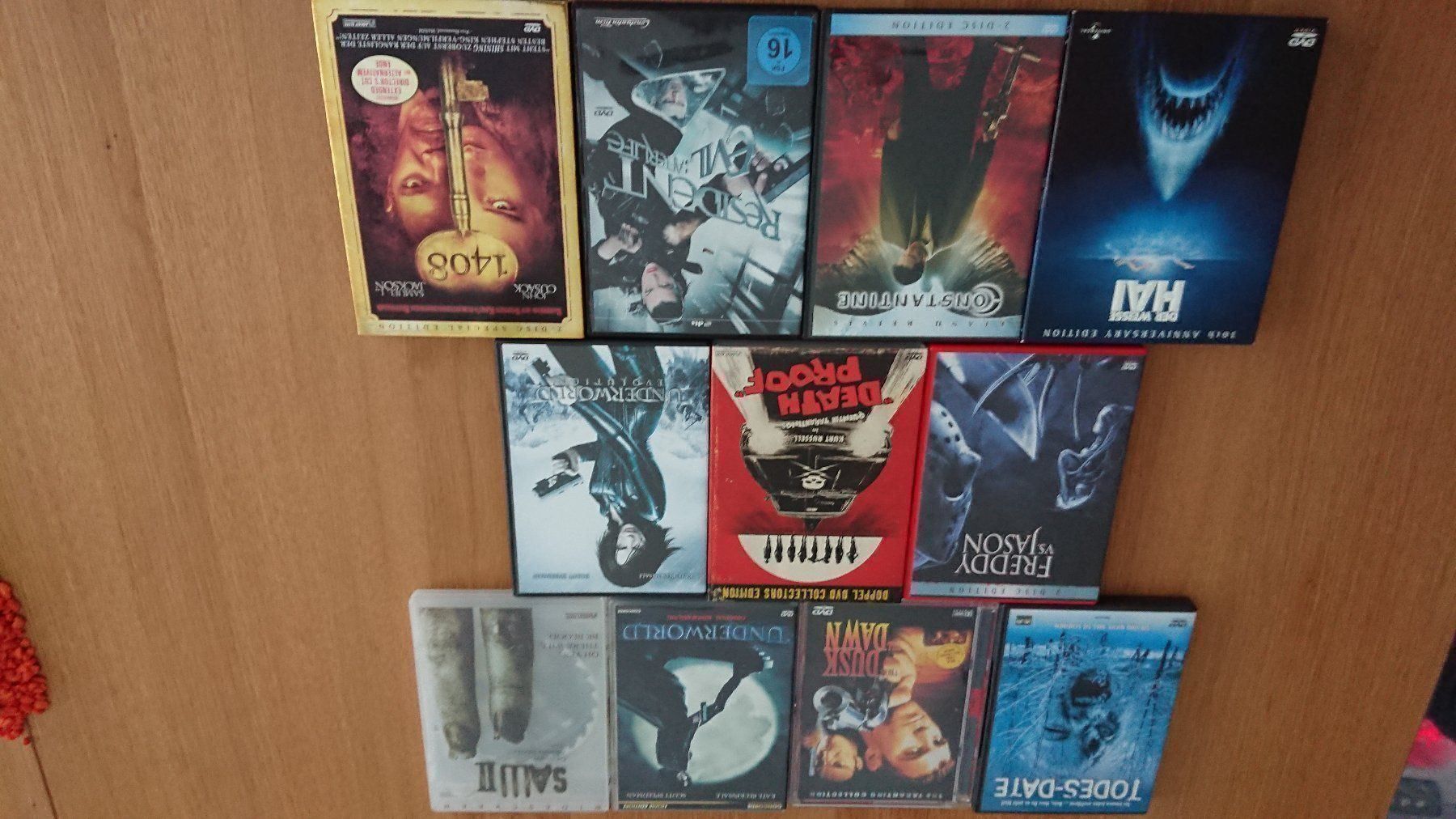 Tutti i DVDs: DVD-Sammlung 3-Horror – Usato da Kradolf venduto da Greif164