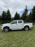 Isuzu D-Max Doppelkabine Weiss guter Zustand