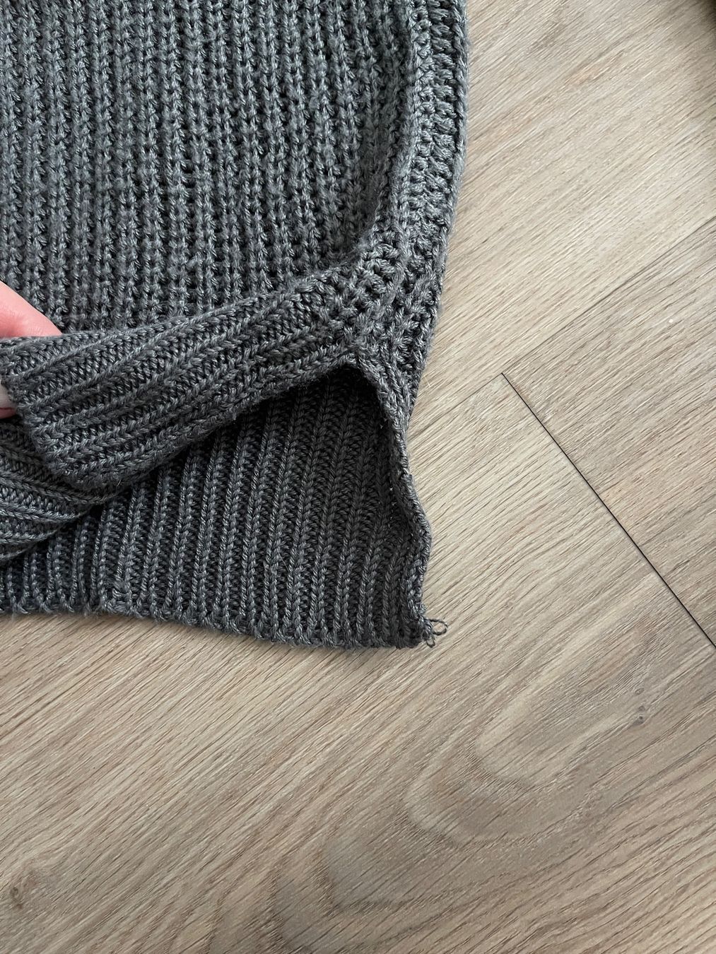 Zara Maglioni & Felpe: Pullover mit Knöpfen Zara (Cardigan) – Nuovo (secondo la descrizione) da Winterthur venduto da mje_t9cr 1