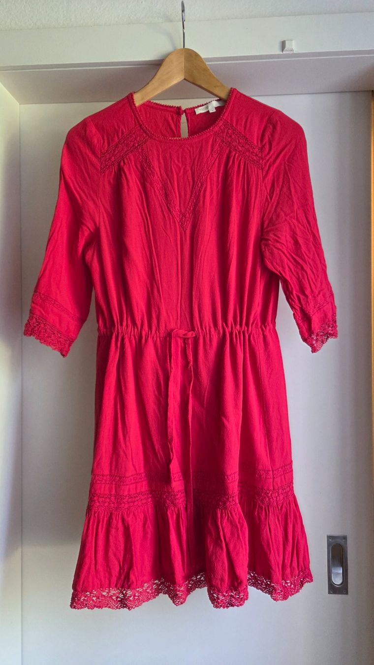 Maje Vestiti: Maje Kleid mit Spitze Rot – Usato da Fislisbach venduto da Maieriisli25 2