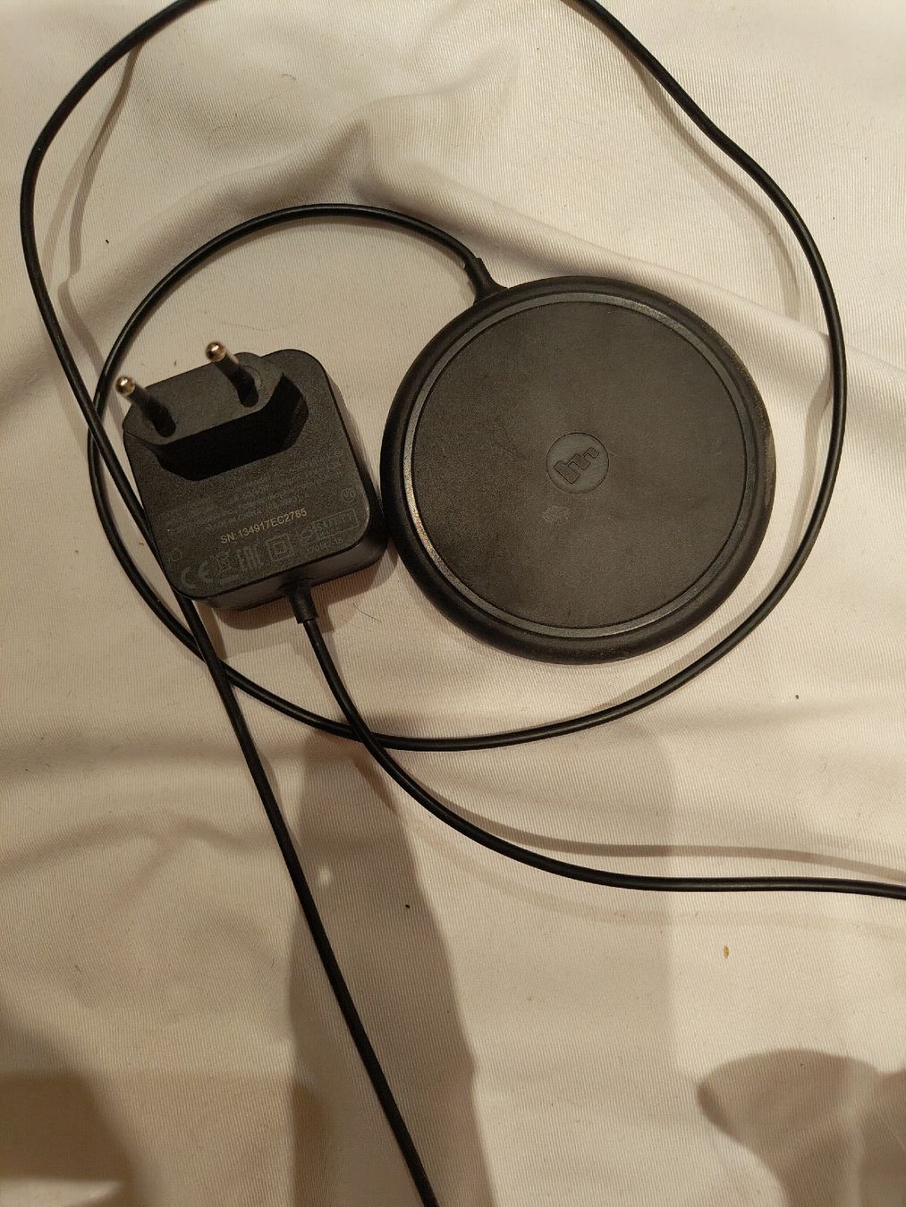 Apple Chargements: Qi Wireless Charger Ladestation Induktion Ladepad – D'occasion à Schänis par Second_Life_
