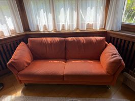 Zwei 2er-Sofas Intertime 9990 CIELO Alcantara