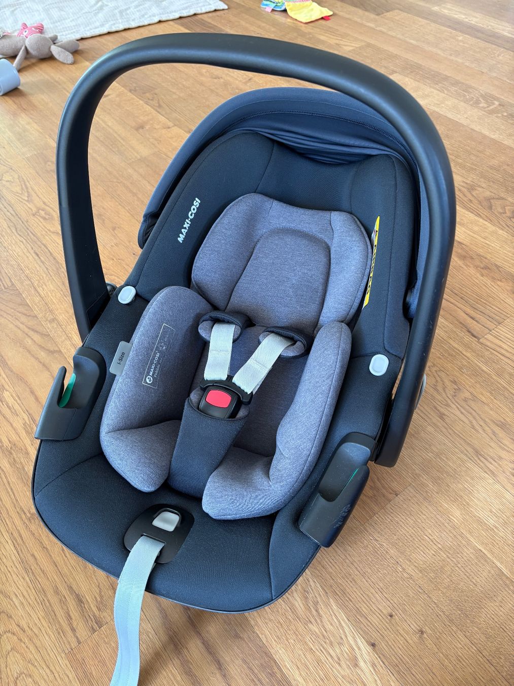 Maxi-Cosi Seggiolini per auto: Maxi Cosi Pebble 360 – Usato da Guntershausen venduto da lea_crq8