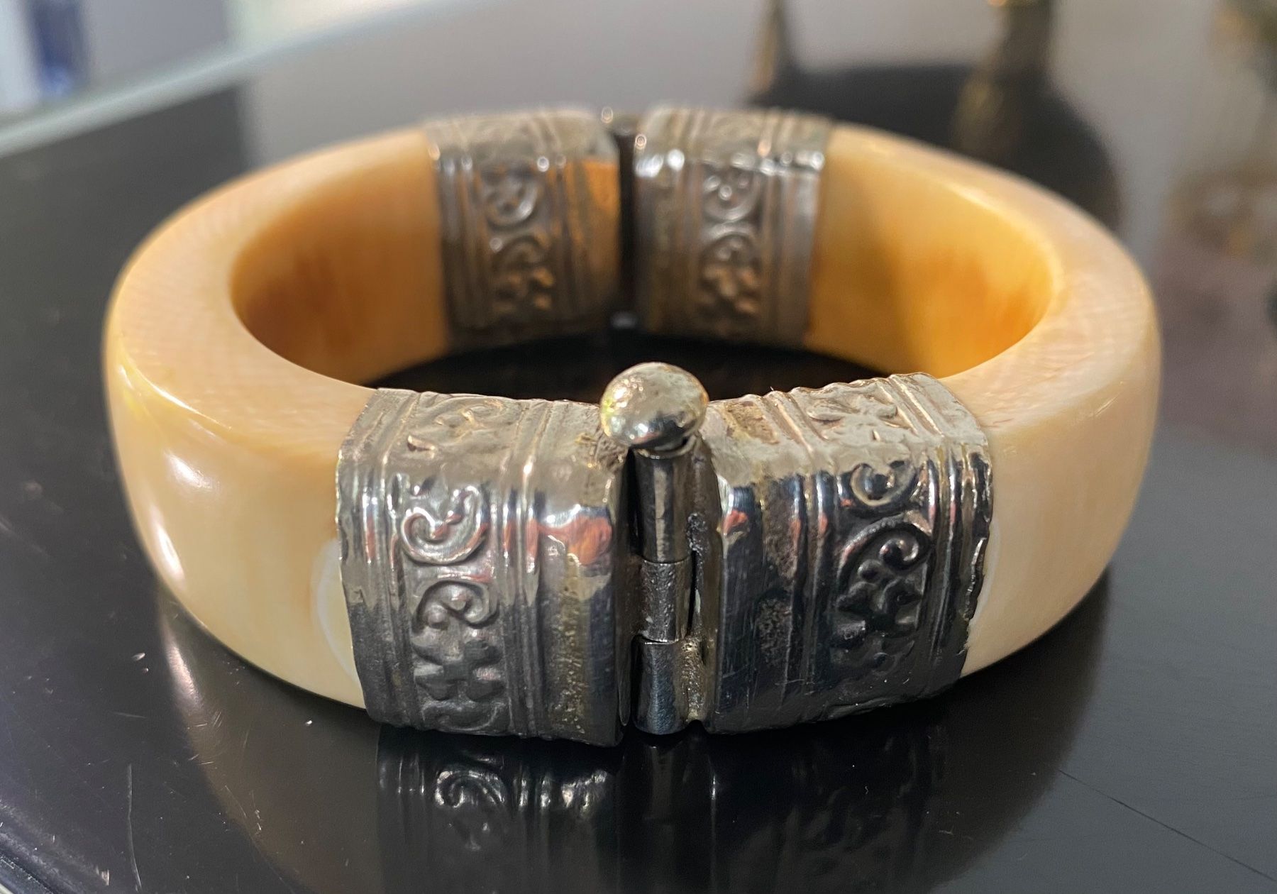 Bracciali & Braccialetti: Vintage Armreif – Usato da Zürich venduto da dbrot