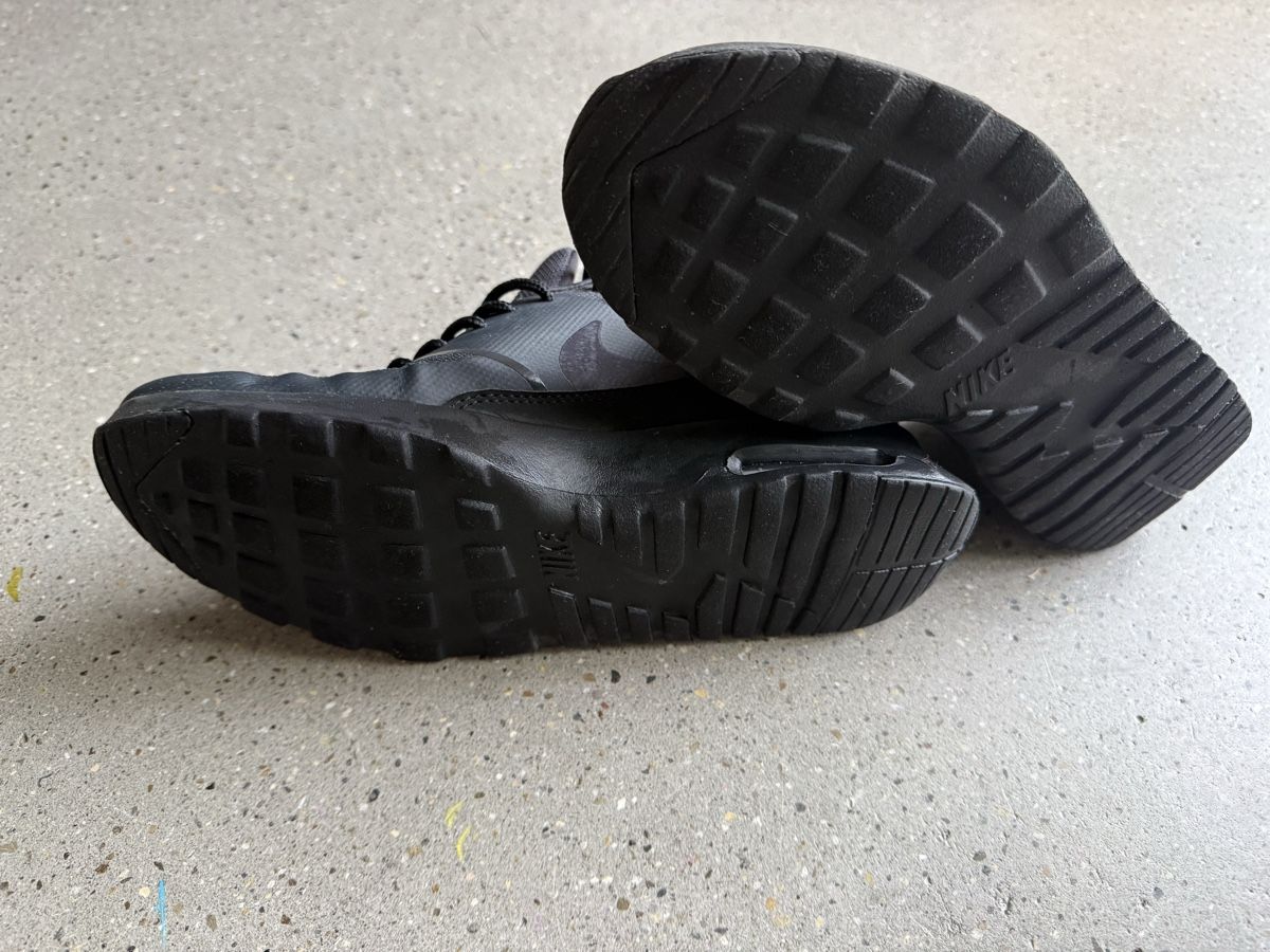 Nike Scarpe da uomo: Nike Air Max Thea Sneaker - Grösse 38.5 – Usato da Hinteregg venduto da Jazz-C 2