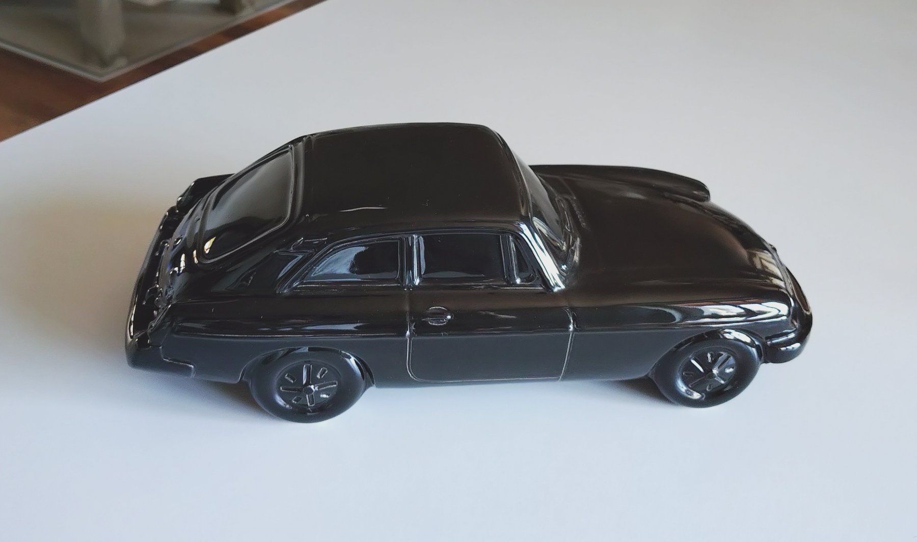 MG Modellini d'auto: MG B GT 1975 – Usato da Grossaffoltern venduto da Noexa 2