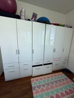 garderobe (x2)