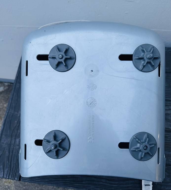 Slitta: Schlittenaufsatz, Schlittensitz Jenny – Usato da Münchenstein venduto da fat.h 1