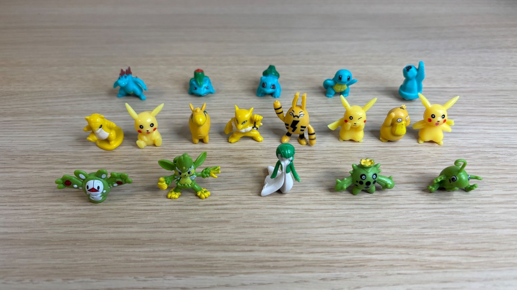 Statuette: Lot de 80 figurines de Pokémon – Usato da Delémont venduto da Loccaze2015 4