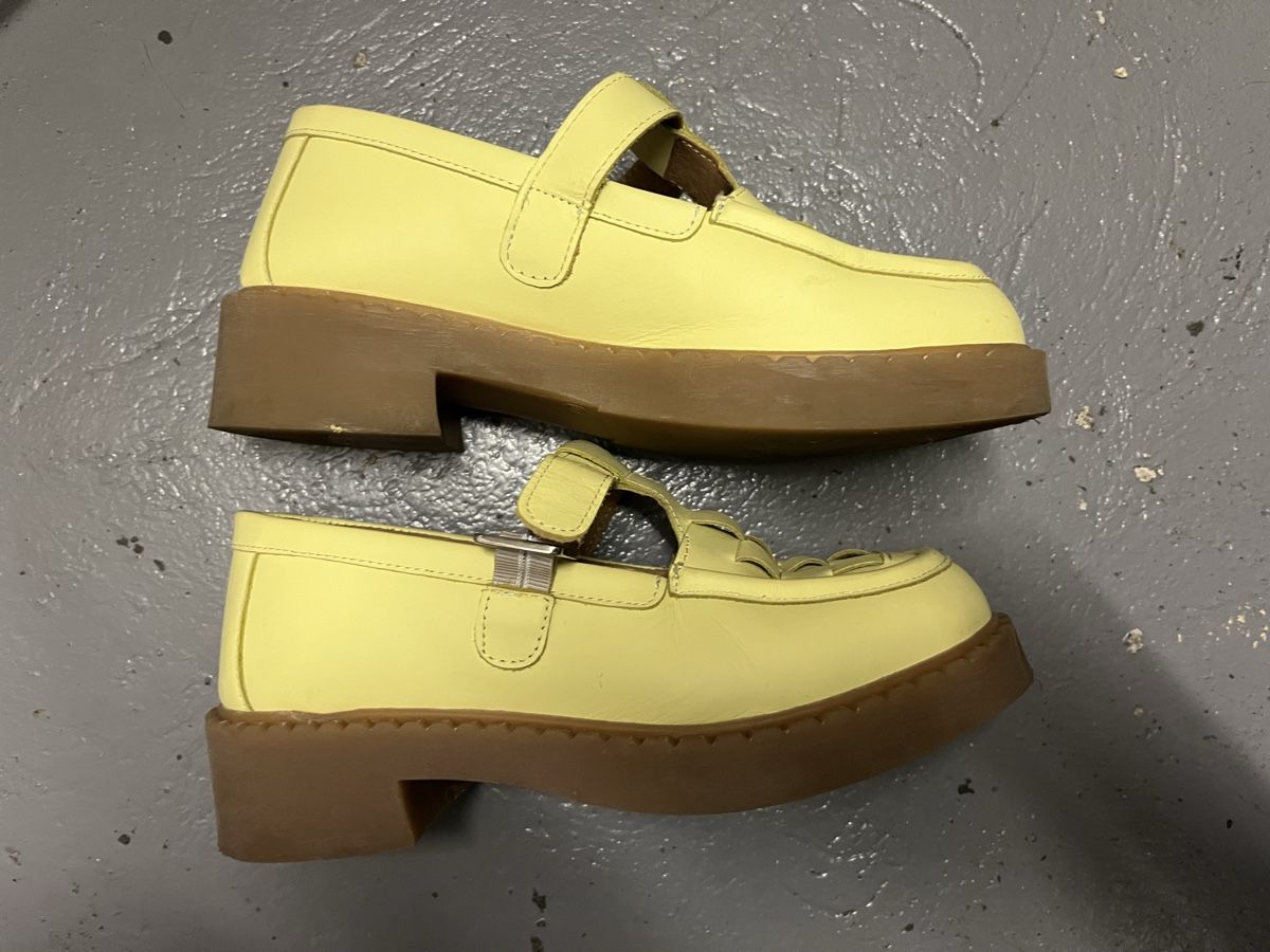 Scarpe da donna: Hellgelbe Loafer von Pavement – Usato da Bern venduto da Emilusipi 1