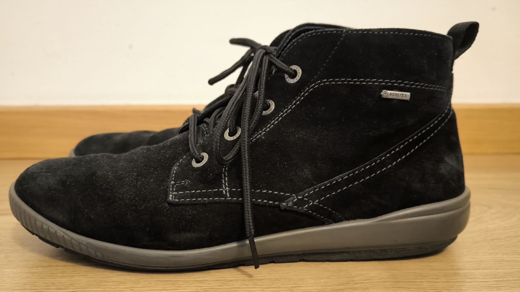 Legero Scarpe da uomo: Legero Goretex Stiefel 42 – Usato da Ebikon venduto da brombomboli