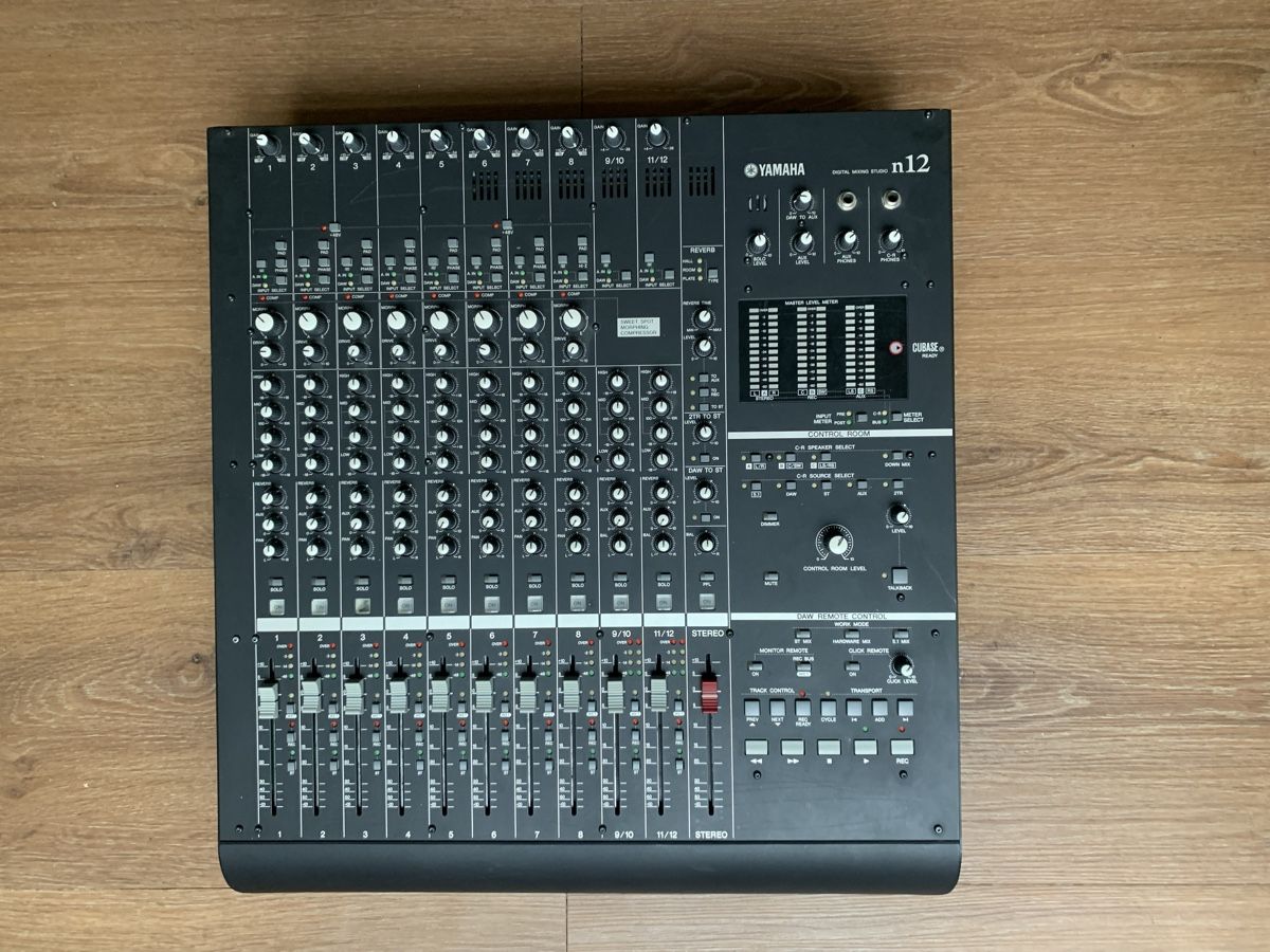 Yamaha Console di mixaggio: Yamaha n12 - Digital Mixing Studio Mischpult – Usato da Biel/Bienne venduto da noe_k767