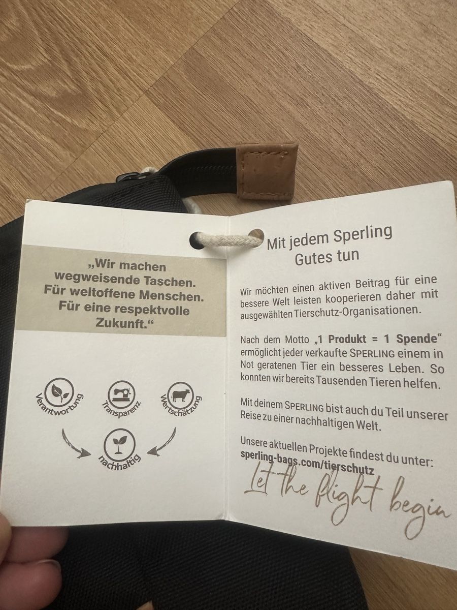 Zaini: Sperling Stoffrucksack schwarz mit Kork neu – Nuovo (secondo la descrizione) da Laupen BE venduto da atina80 4