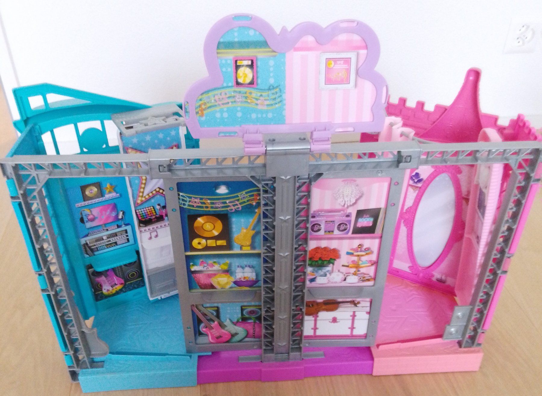 Bambole: Mattel Barbie Popstar Bühne – Usato da Wohlen AG venduto da salamanderspielwaren 6