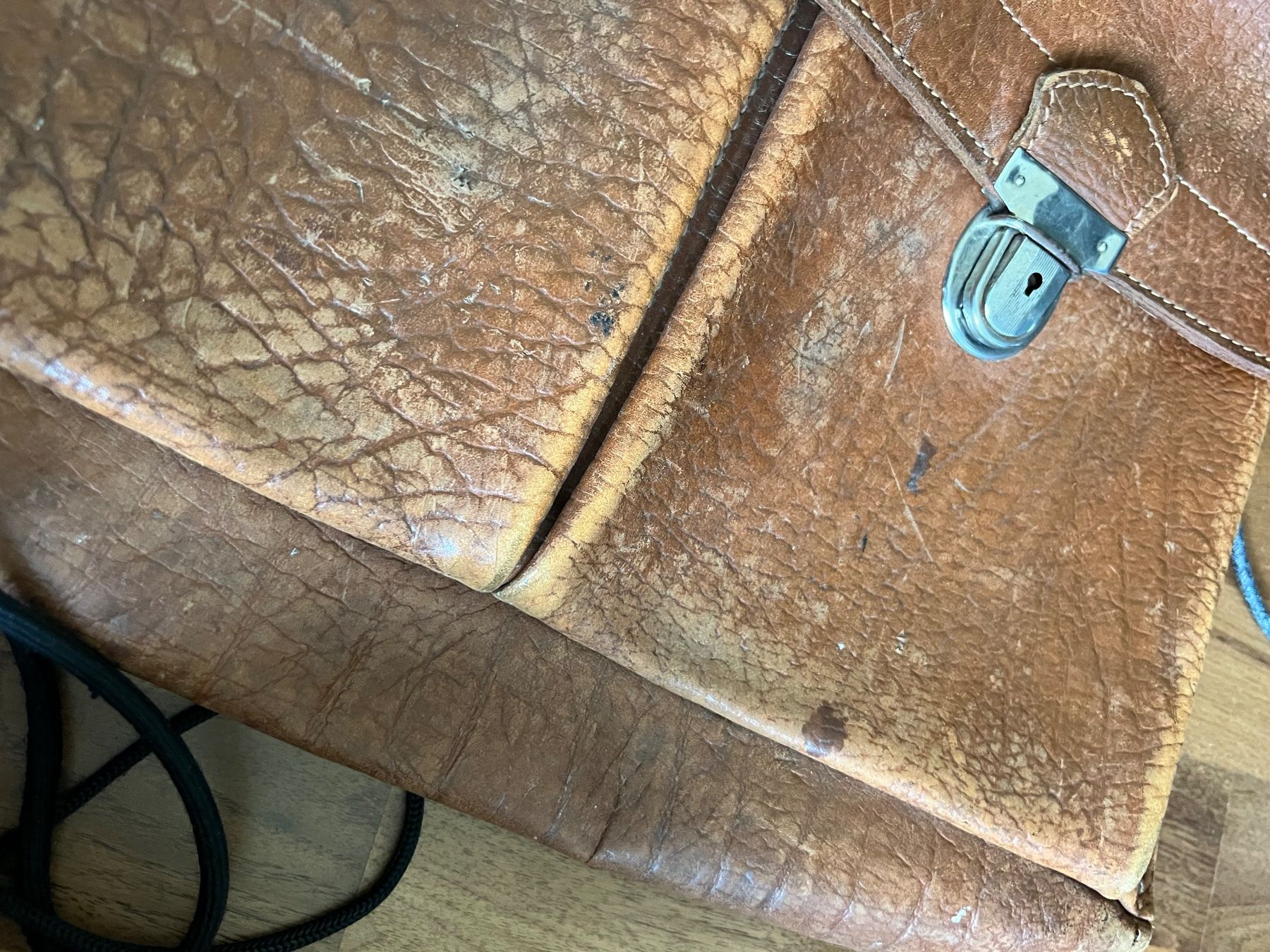 Valigie & Borse: Vintage Ledertasche Aktentasche – Usato da Jona venduto da Sariksa 3