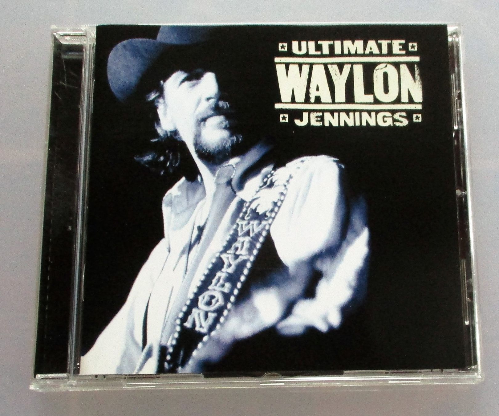 CDs: WAYLON JENNINGS - Ultimate Waylon Jennings – Gebraucht aus Wattwil von