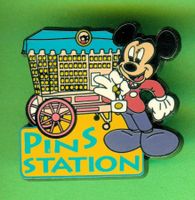 DISNEY  PIN'S  STATION