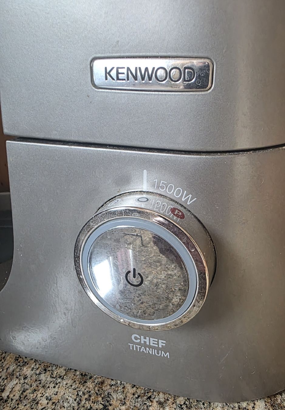 Kenwood Elettrodomestici da cucina: Kenwood Chef Titanium – Usato da Burgdorf venduto da Handera 1
