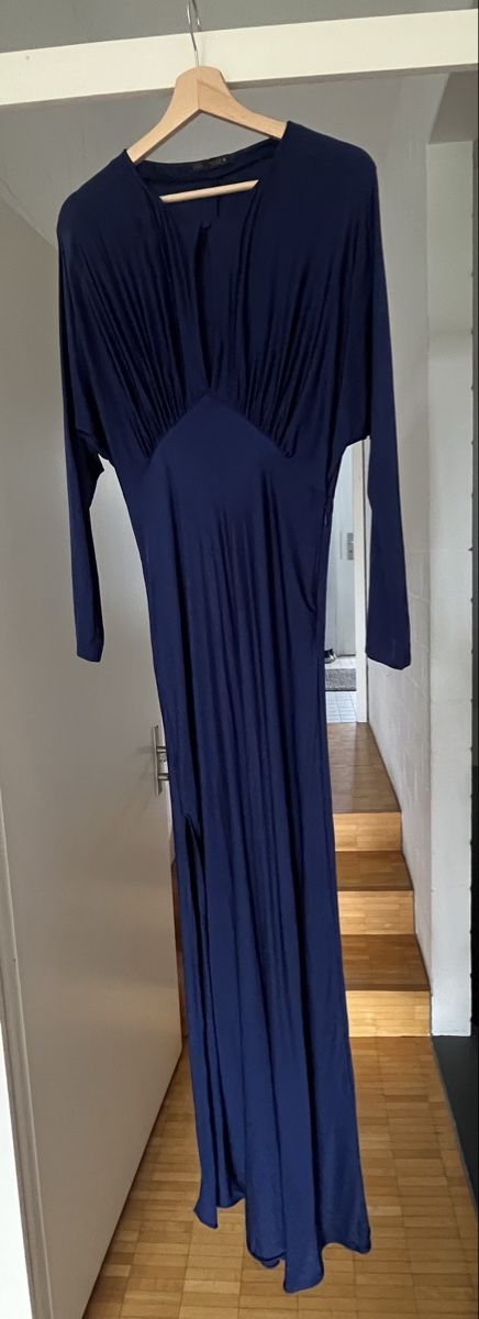 Zara Robes: Abendkleid – Neuf (Voir description) à Zürich par Umaca