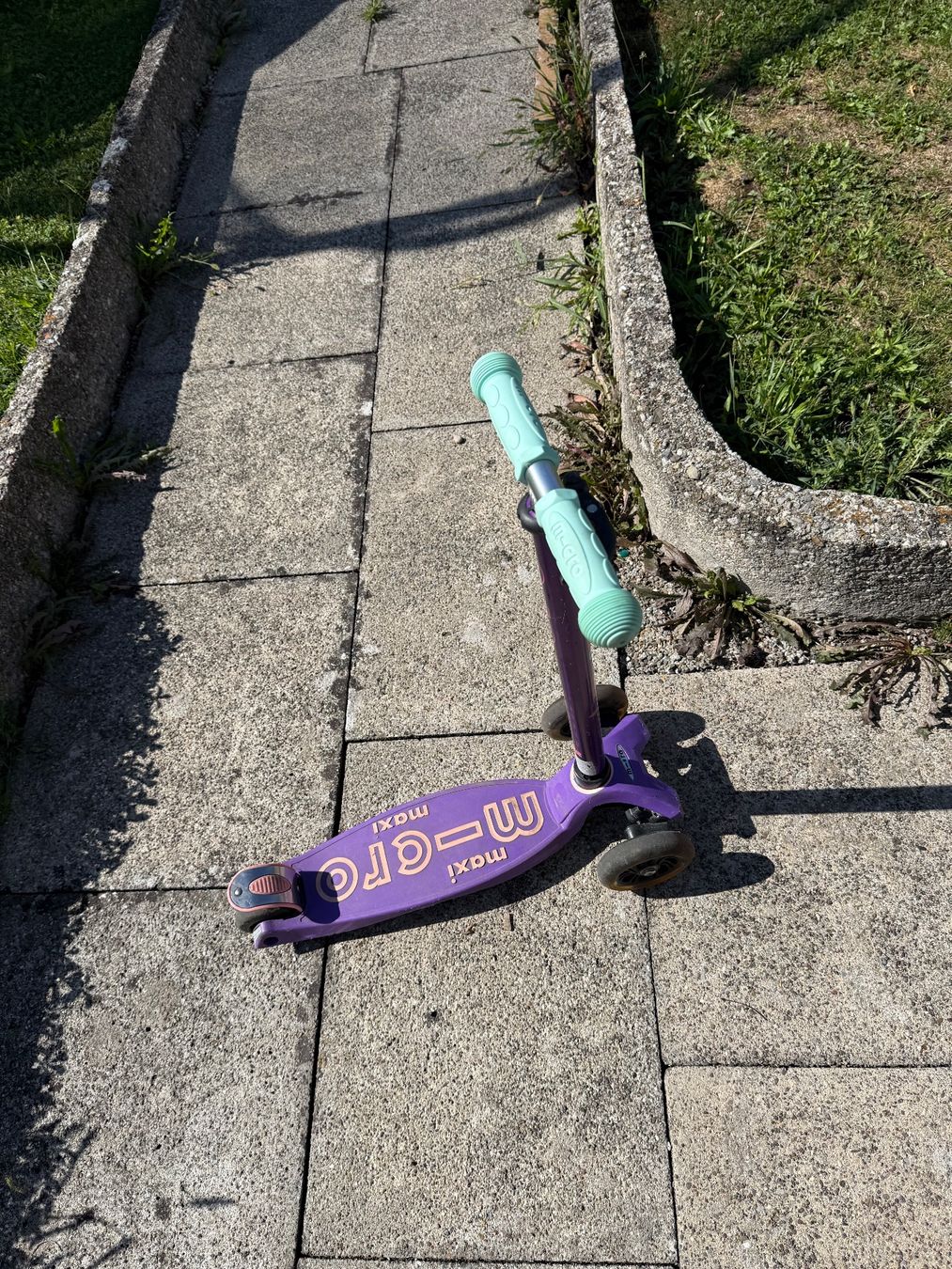 Micro Kickboard: Micro Maxi Scooter gebraucht – D'occasion à Baeretswil par boxer33 2