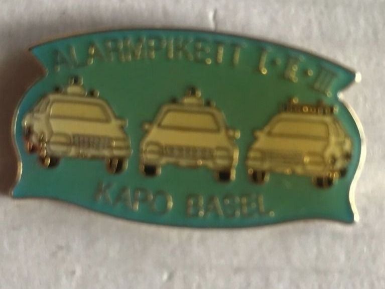 Placchette & Badge: Polizei Basel – Usato da Itingen venduto da Bebbi6569