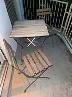 Zweiertisch mit 2 Stühlen