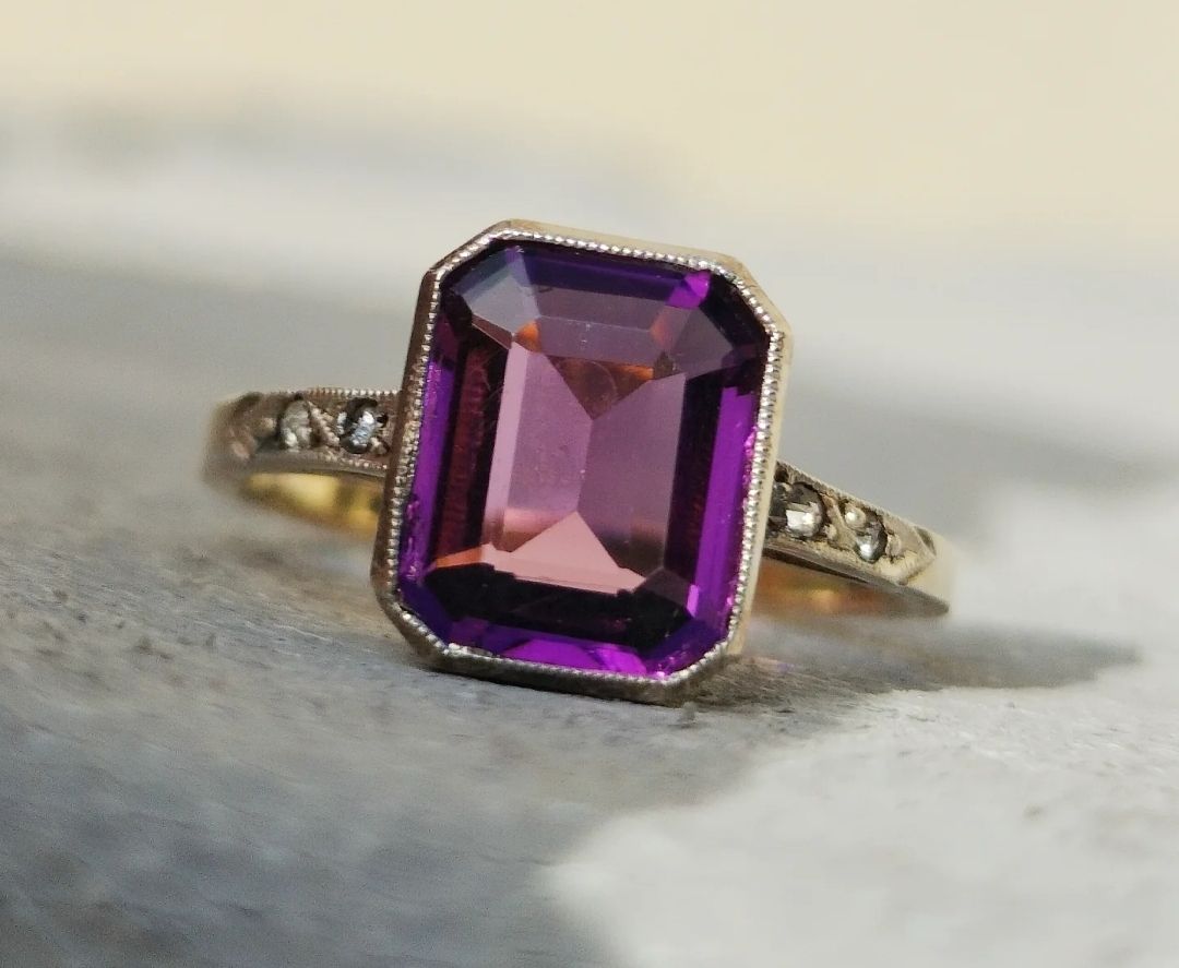 Anelli: Antiker Ring Amethyst Paste Gold 9ct 333 – Usato da schwyz venduto da larry91sz 5