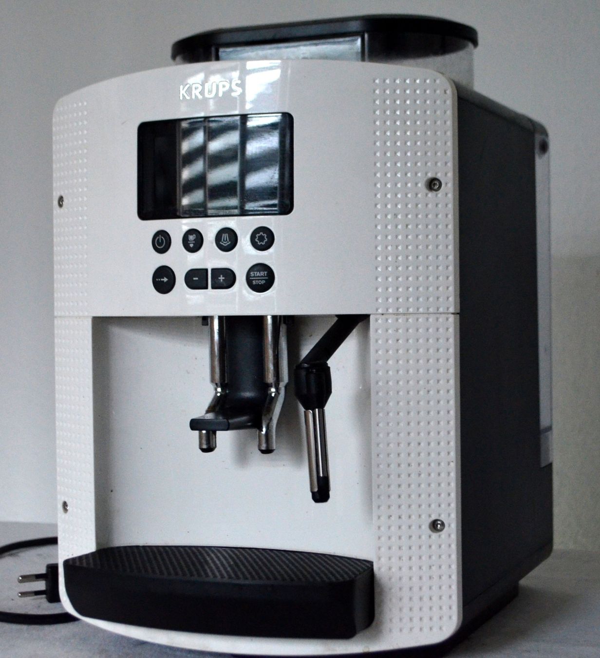 Krups Macchine per caffè & Macchine per espresso: Krups EA81 Kaffeemaschine / Machine à café – Usato da Collonges venduto da arashee 4