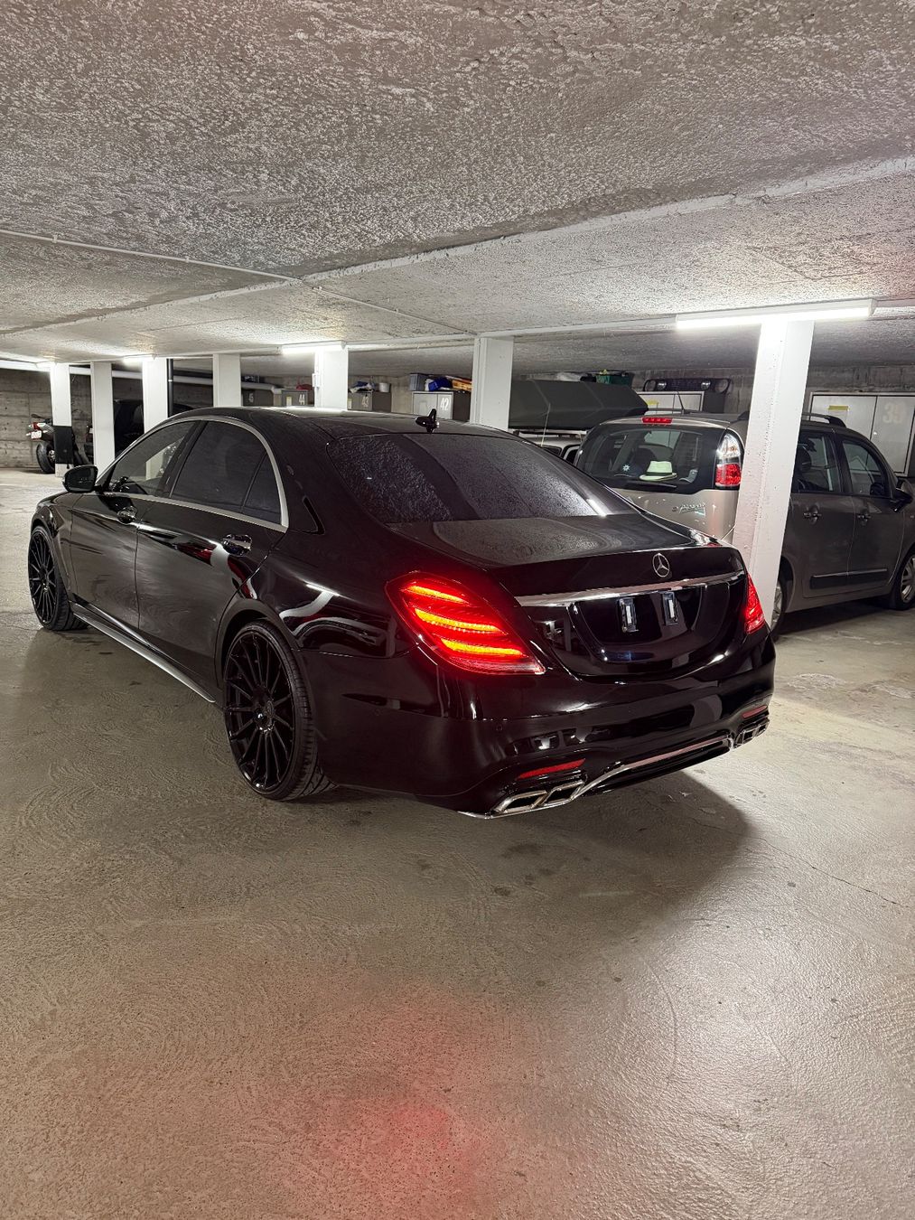 Mercedes-Benz Automobili: Mercedes s63 AMG – Usato da Thun venduto da Leosgarage 2