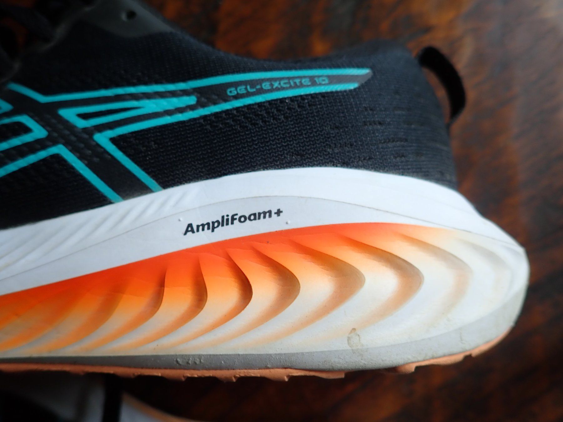 Asics Scarpe da uomo: Baskets Asics 41,5 – Nuovo (secondo la descrizione) da Petit-Lancy venduto da camping_car 5