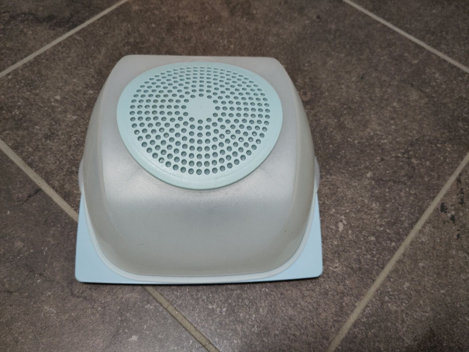 Tupperware Behälter & Ähnliches: käseglocke Tupperware – Gebraucht aus Golino von noko09