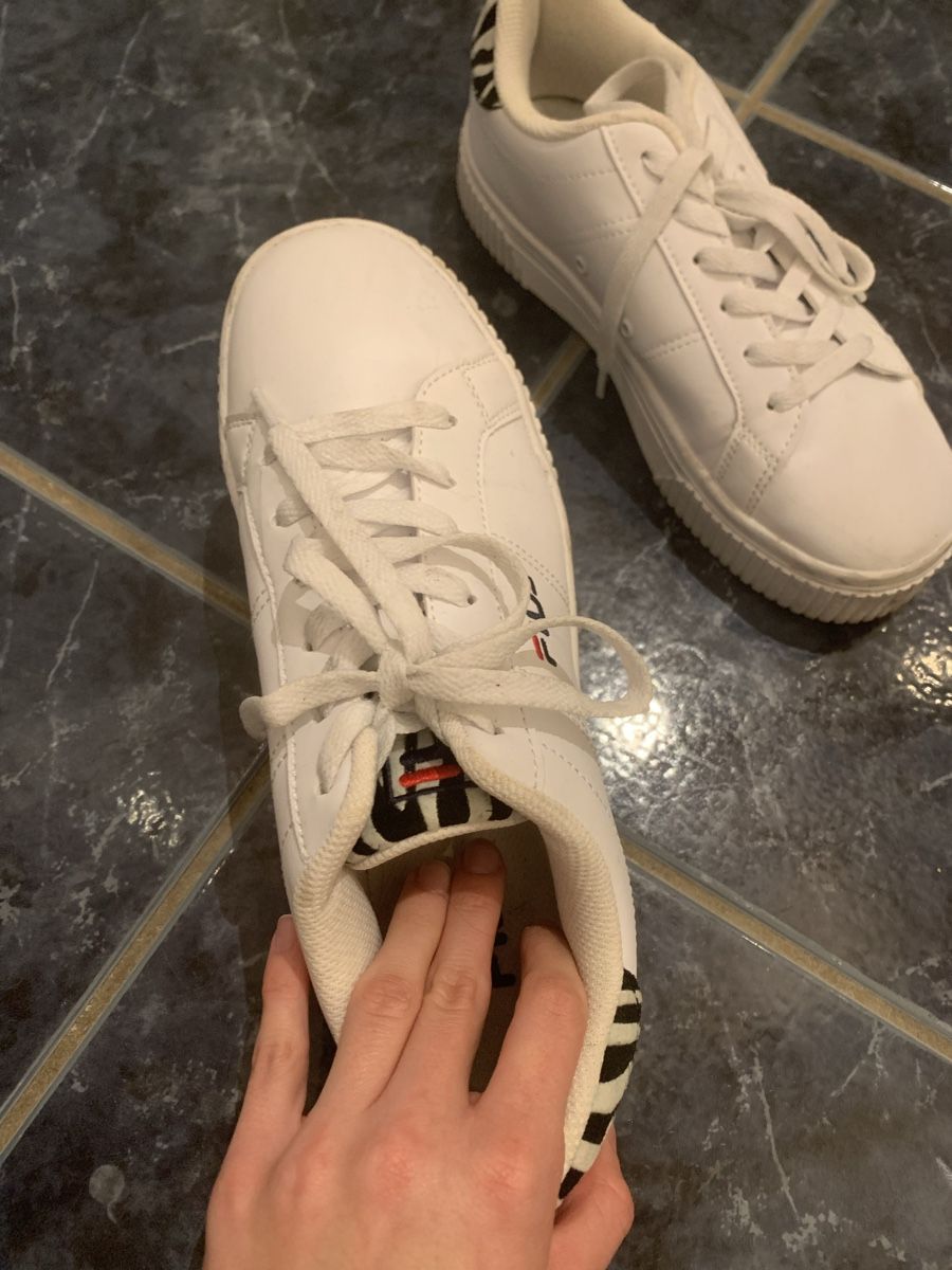 Fila Scarpe da donna: Baskets Fila zébrées taille 39 – Usato da Vétroz venduto da oce_ctz 3