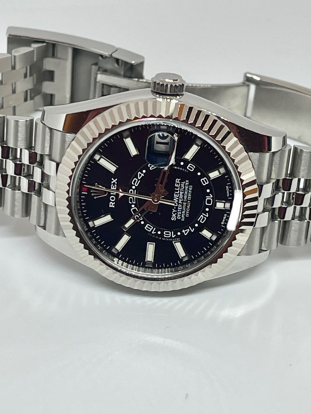 Rolex Orologi: Rolex Sky Dweller 326934 Black Dial Full Set – Nuovo (secondo la descrizione) da Lugano venduto da Superstudiolugano