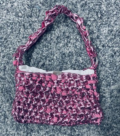 Schicke Pink Tasche mit Glitzer-Details — Sommer-Must-Have!