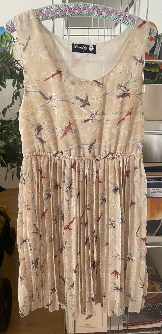 Vestiti: Sommerliches Kleid mit Vogelmuster, Grösse S – Usato da Luzern venduto da han_2nnx