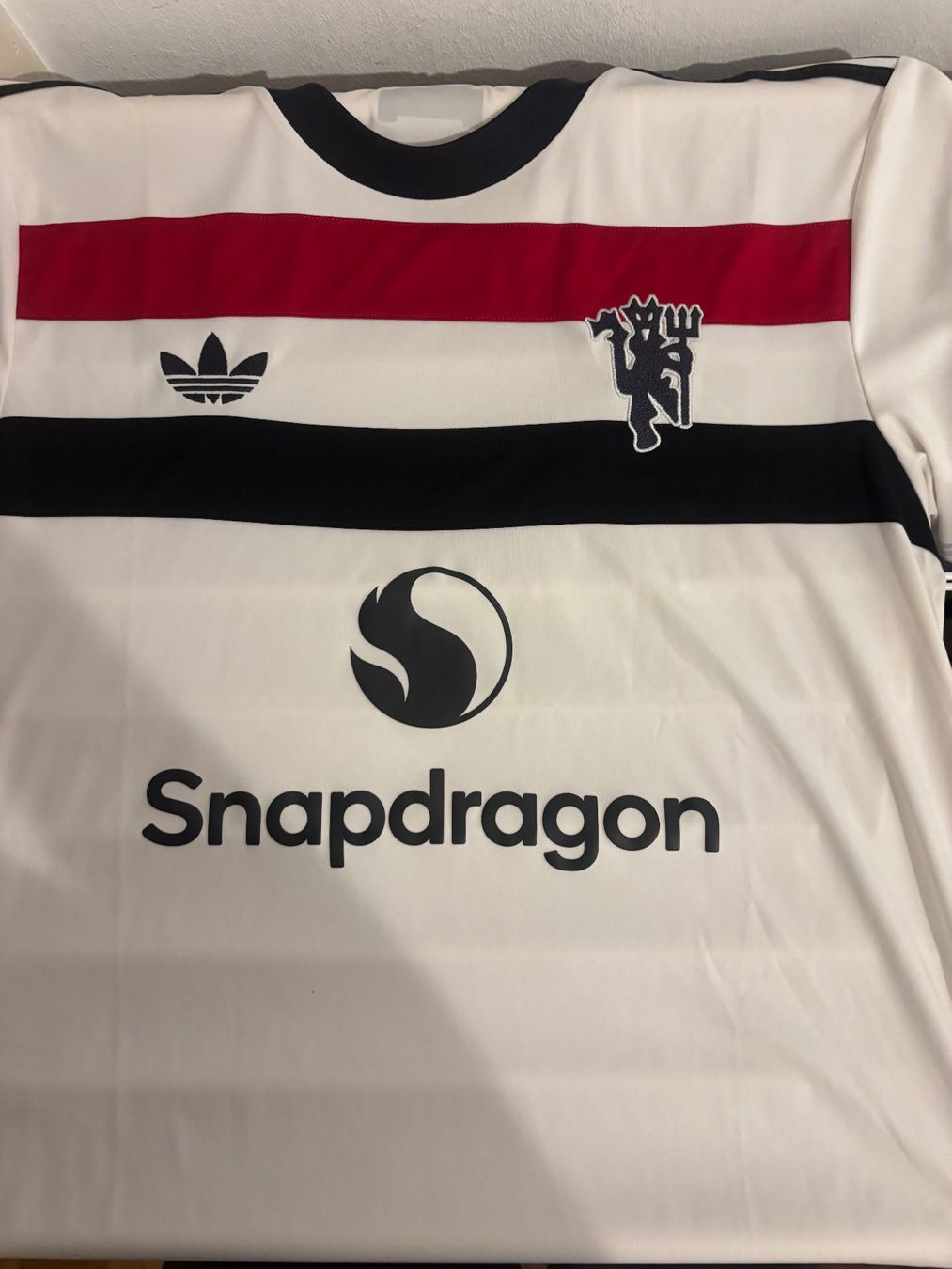 Manchester United Canottiere & Pantaloni: Maillot third Manchester United 24/25 Taille L – Usato da Genève venduto da Abdi27