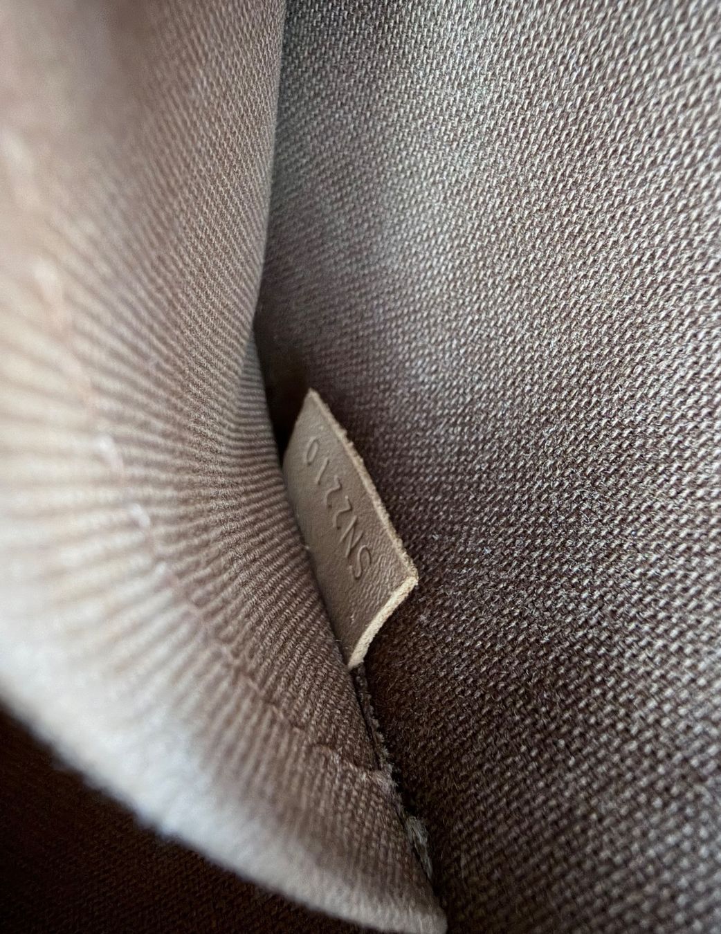 Louis Vuitton Taschen für Damen: Louis Vuitton Alma BB – Gebraucht aus Reinach AG von RobbisB 9