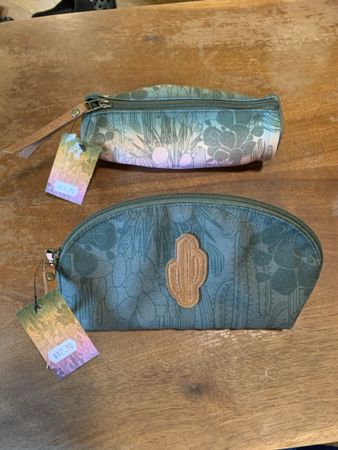 🌵 Zwei Etuis mit Kaktus-Motiv, neu