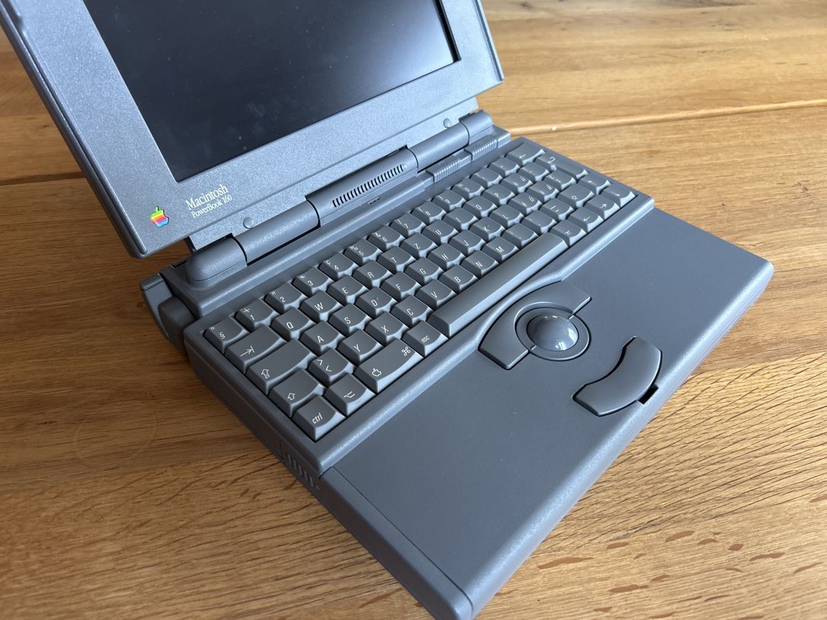 Apple Notebooks: Apple Macintosh PowerBook 160 – Defekt aus Elsau von  2