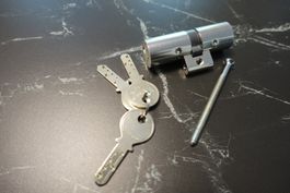 Schlüssel Doppelyzlinder mit 3 Schlüssel