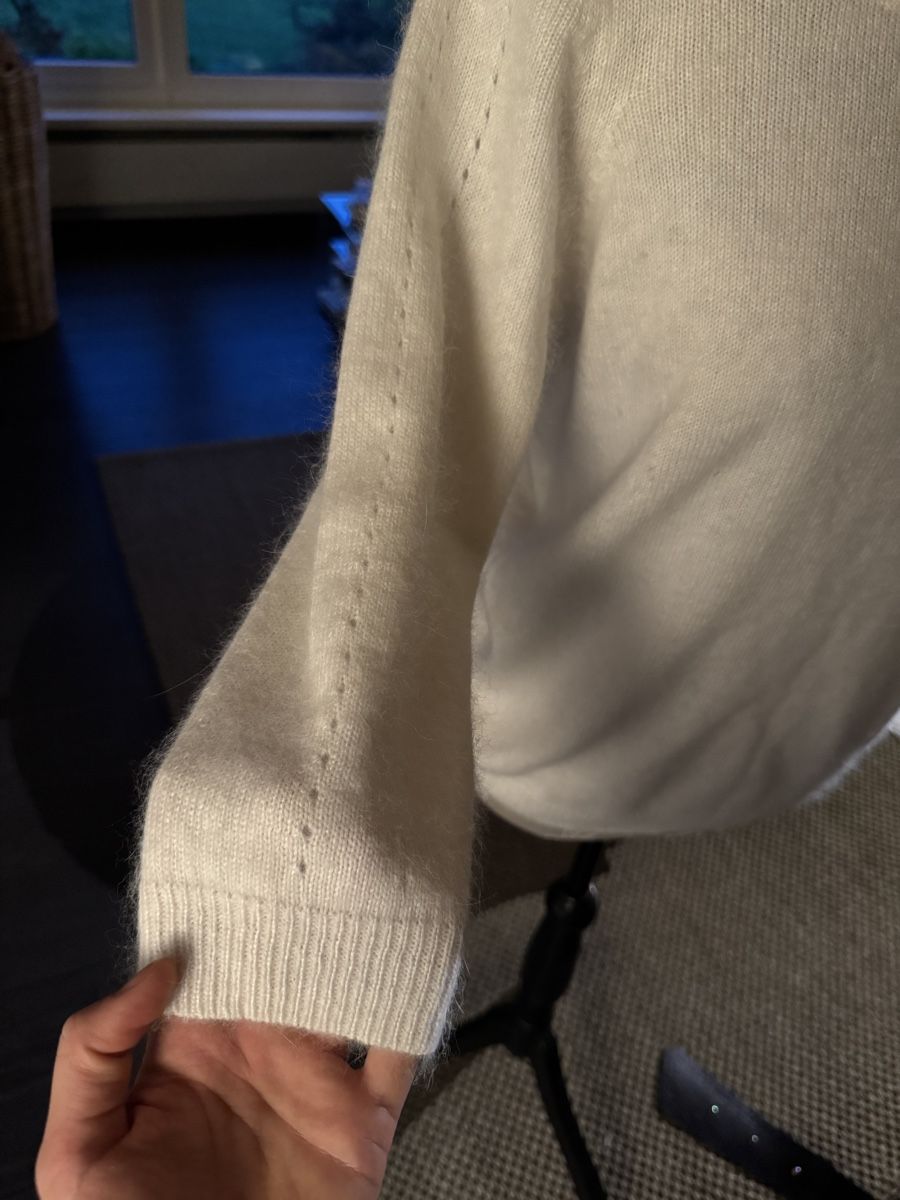 Maglioni & Felpe: Weisser flauschiger Pullover – Usato da St. Gallen venduto da bea_9qzt 2