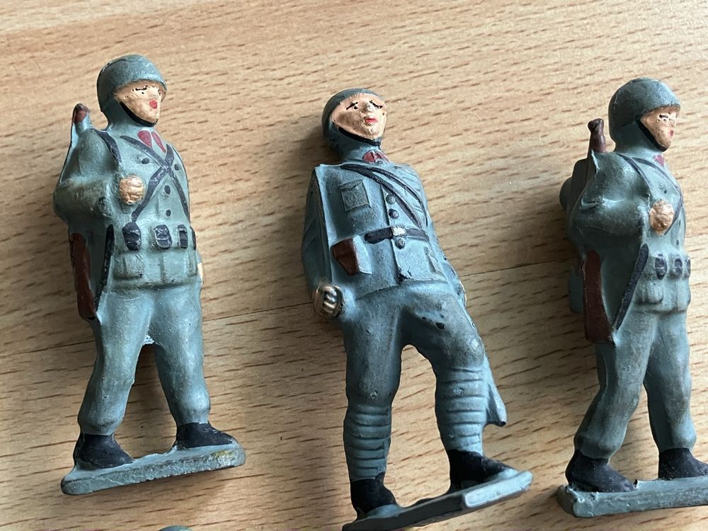 Elastolin Jouets: Group of Czech made Elastolin Military figures – D'occasion à Zürich par Classic_Collection_Zurich 2