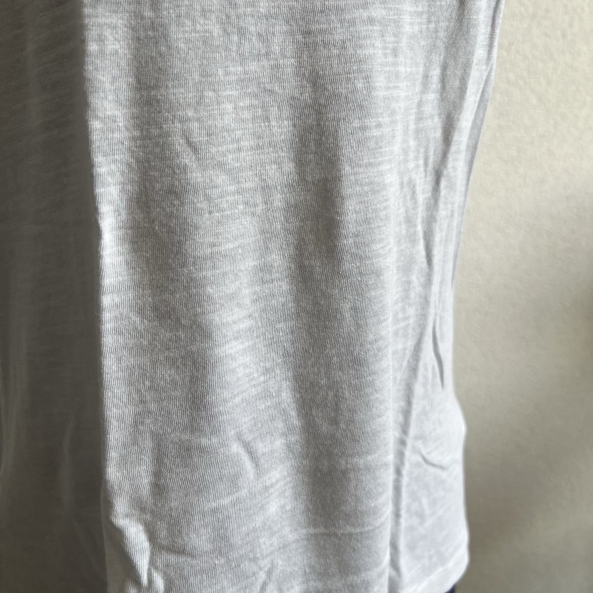 H&M Tops: H&M Basic Tank-Top Weiss XS – Neuf (Voir description) à Tagelswangen par SpicyChicken 5