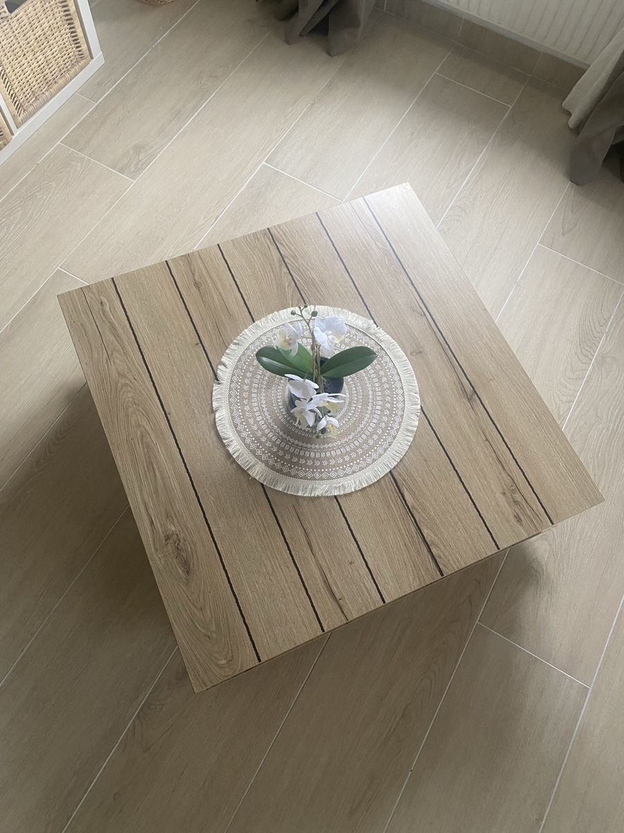 Tavoli: Table basse carrée, bois clair, design moderne ✨ – Usato da Delémont venduto da bou_26