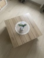 Table basse carrée, bois clair, design moderne ✨